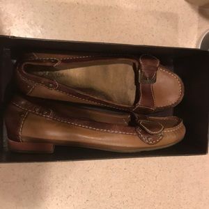 Cole Haan Almost like new driving Mocs -size 10